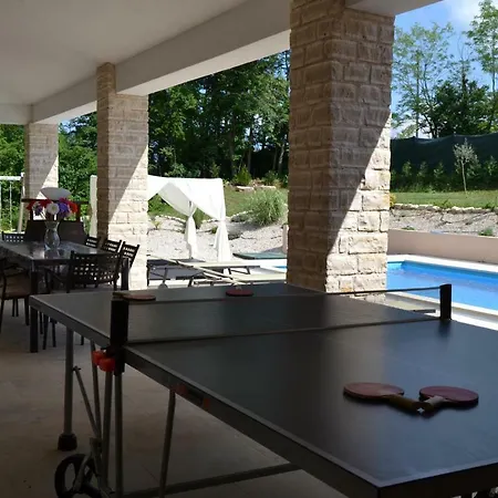 فيلة Istrian Happy House *